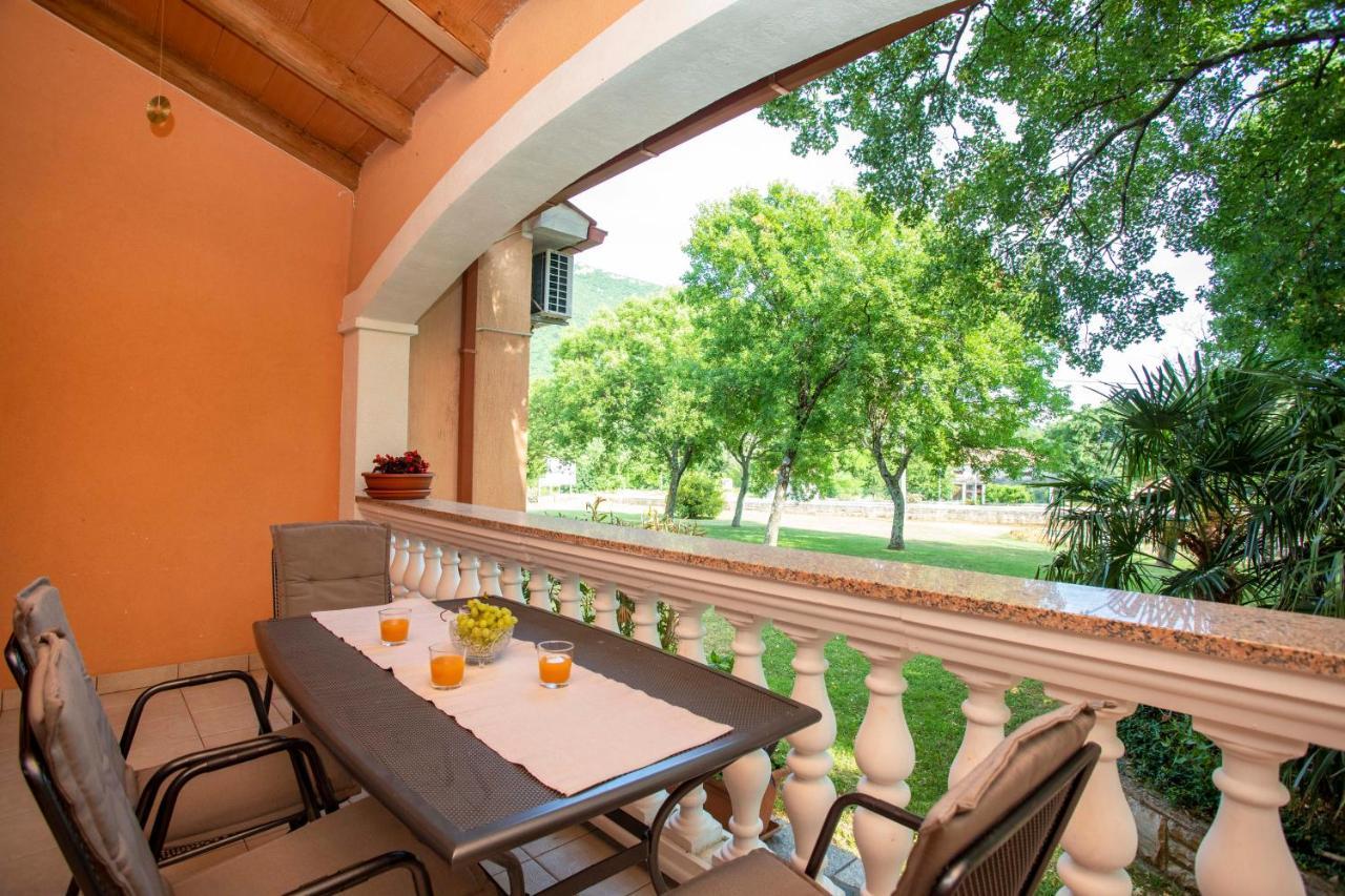 Apartmani Vozila Plomin Exterior foto