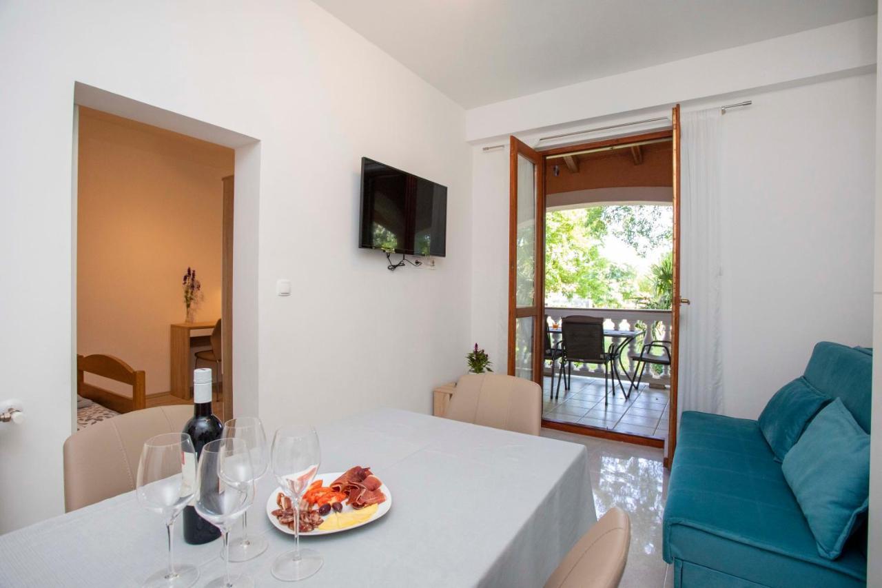 Apartmani Vozila Plomin Exterior foto