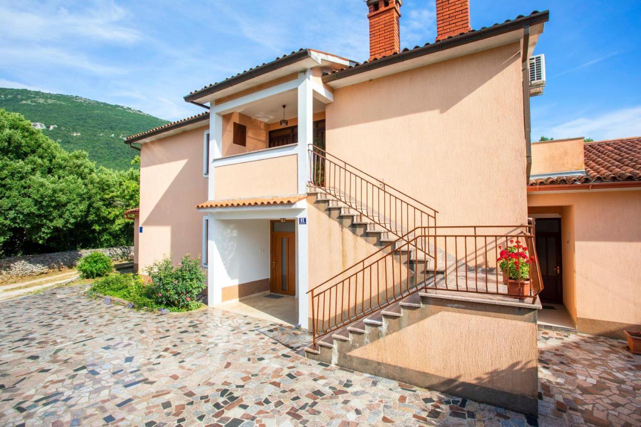 Apartmani Vozila Plomin Exterior foto