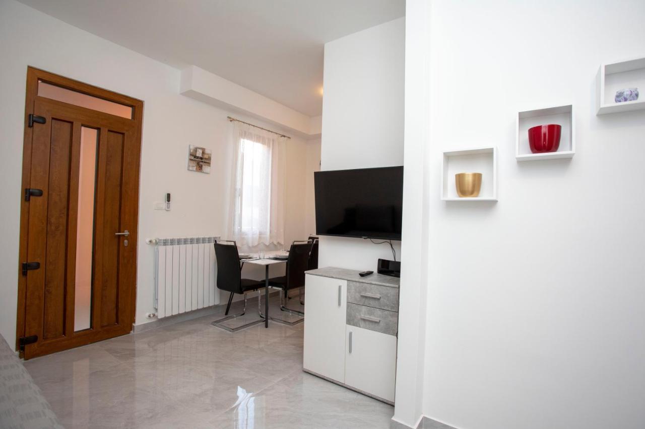 Apartmani Vozila Plomin Exterior foto